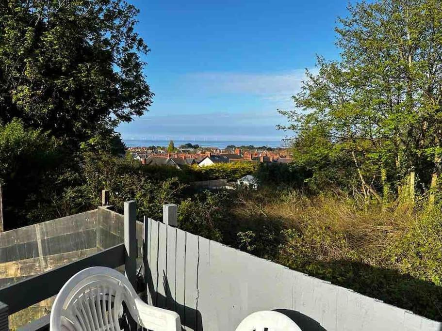 Apartment Netherby Grange Garden With Sea Views *