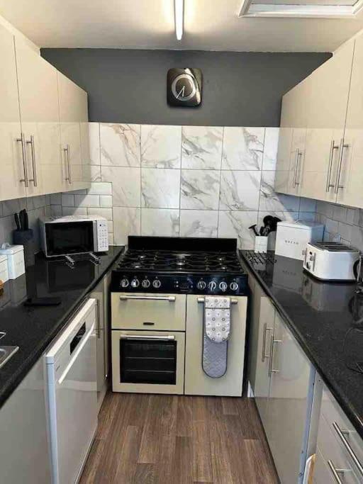 Apartment Netherby Grange Garden With Sea Views Rhos-on-Sea